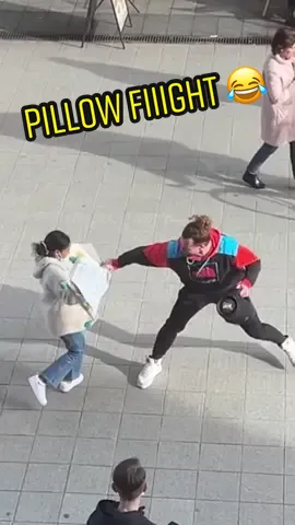 She is a FlllGHTER !!! 😂😂😂😂😂😂❤️‍🔥❤️‍🔥 #prank #lyon #fun #pillow #street