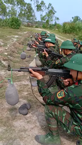 mọi vất vả của các đồng chí sẽ là hành trang trên chiến trường tập bắn 😊 #bodoi