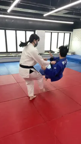 오늘은 모두걸기 알려드릴게용😎 #추천 #fyp #틱톡스포츠 #용인대학교 #유도 #judo #용용용 #배네타 #와사바리