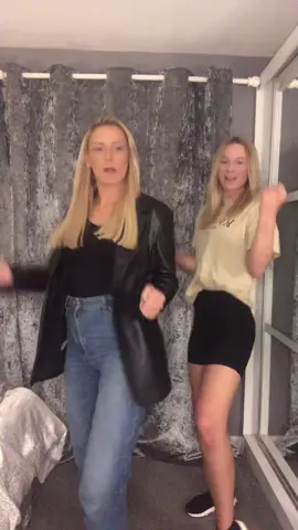 Happy mothers day to all the fab mums out there! #mothersday #happy #motheranddaughter #mumanddaughter #besties #fyp #dance #trend #viral #fun #girls