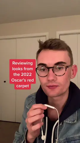 Reply to @mother.of.dachshunds  REVIEWING LOOKS FROM THE 2022 OSCARS RED CARPET: part 2