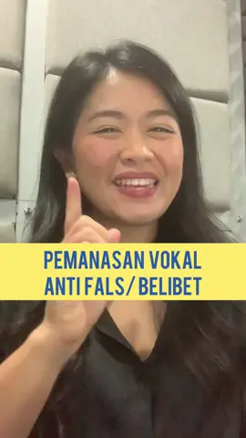 Ibarat mesin, vokal juga harus dipanasin kakkk! Gak nyanyi gak siaran, tenggorokan harus kerasa lega! Cuss ditonton ✨