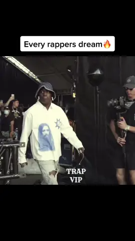 (Via: @iamtrapvip ) Moments like these are legendary #fyp #foryou #lilyachty #entertainment #sleezetv