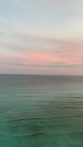 Do you ever think about how much you’ll miss a moment while living it? #sunsetlover #oceanview #hotelsandresorts