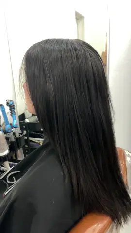 Skunk stripes 🦨 #SmellLikeIrishSpring #UnsealTheMeal #hair #hairtok #haireducation