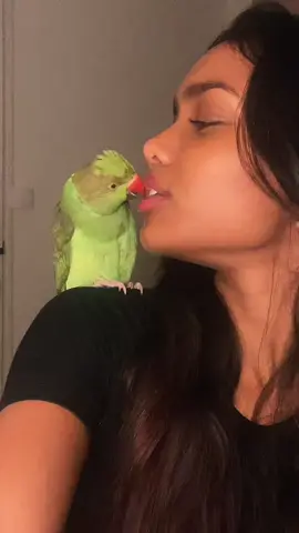 You’re like the oxygen I need to survive 💚 #luckythepooky