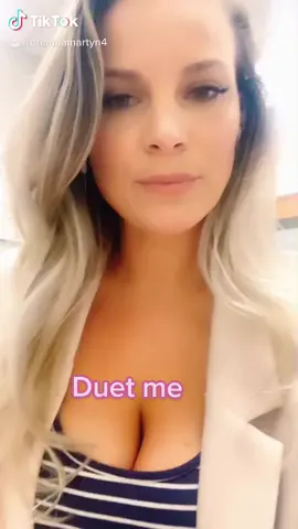 I’m sorry what were you saying ? #blonde #prettysmart #briannamartyn