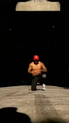 Explosive workout. Credit: Michael Vazquez. #explosivetraining #muscletraining #bodyweighttraining #fitnessmotivation #workoutmotivation