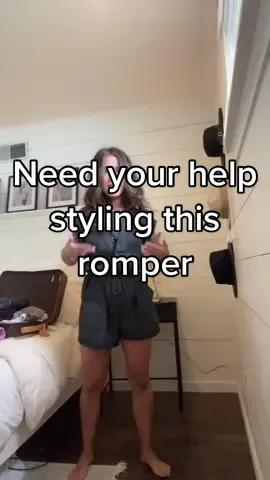 Waiting and need your help ASAP! thx :)#getdressedwithme #outfitoftheday #momstyle #mommyoutfit #clothesformoms #momfashion #fashionablemom #millennialmom