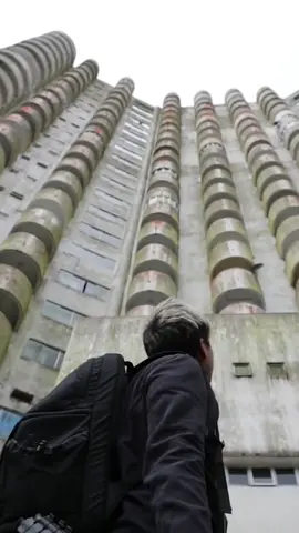 Scariest abandoned Hotel I’ve ever seen #fyp #urbex #abandoned #hotel #haunted
