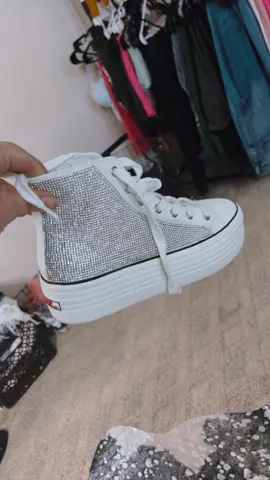 Come with me to my laser treatment! I get laser done on my face from @FOUNTAINOFYOUTHSPAFL to resurface my skin & get rid of post inflammatory hyperpigmentation (dark spots and scarring) ✨ #GameTok #UnsealTheMeal #Vlog #SmellLikeIrishSpring #microinfluencer #staugustine