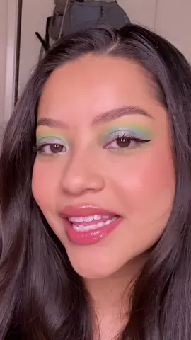 Easy makeup perfect for summer! ☀️ using all @revlon products ❤️ #summermakeup #makeuptutorial #easymakeuptutorial #simplemakeup #makeupforbeginners