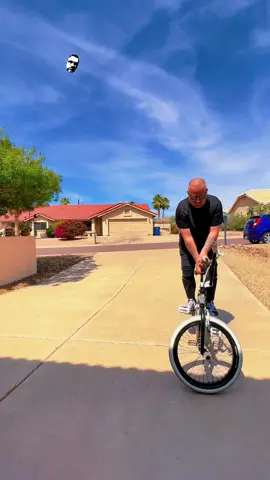 Slider. #GameTok #ogcarlobmx #SmellLikeIrishSpring @sandmbikes @newbalance