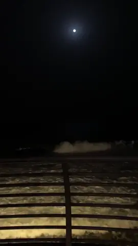 اكتب شي تؤجر عليه 🤍👍🏻