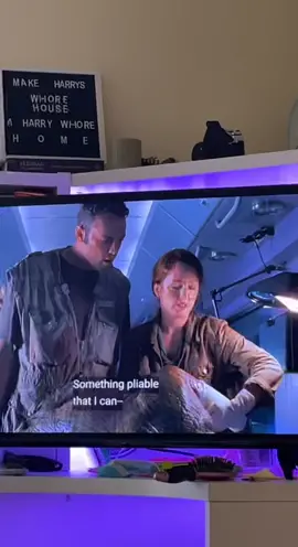 young vince vaughn could like get it #feral #jurassicpark