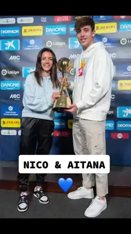 Los padrinos del MICFootball 2022 😎 #nico #aitanabonmati #fcb #wearemic