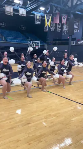 Today is SEND OFF day! 4️⃣ days till we’re in #daytonabeach❕#dance #collegedance #akron #danceteam