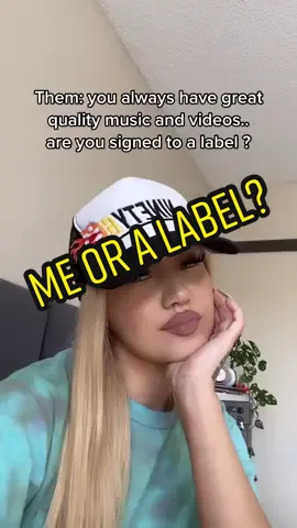 Follow me let’s connect 💫 #vegasartist #musica #latinacreator #baddietiktok #vegas #parati #whenwomenwin #singer #cantante #rapper #spanglishtiktok #spanglishmusic #artistaindependiente #independentartist