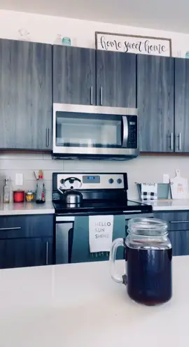 Just a little reminder as you start your week. Have a great Monday! ♥️ #curlygirl #selflove #haveagoodday #todayisagoodday