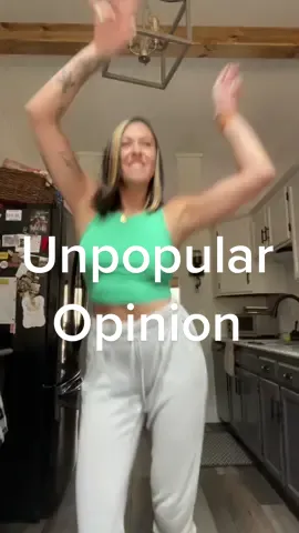 Unpopular opinion don’t kill me pls // #unpopularopinion #nickelback #myunpopularopinion #adayinthelife #musictok