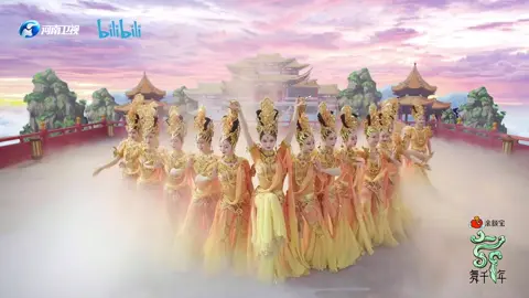 Do you know #Avalokitesvara  (千手观音) ? #Guanyin  is a representative of #compassion  in #Buddhist  beliefs.#traditionaldance #chinesedancer