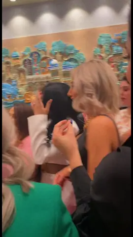 Love ‘em 😍😍@modelroz @zale_ziyad @deenabatayeh #fyp #fypシ #foryoupage #explor #viral #vibes #Love #lovethem #❤️#😍#🥰#💃 #💃#💃