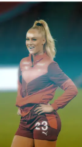 versi women #elishawachocha #westham #westhamunited #westhamunitedfc #mufcvids #mancesterunited #mufc #manutdtiktok #beautiful #alishalehmann7 #alishalemann #alishalemann7 #alemanfans❤️ #engaland #englandwomen #premierleaguefootball #PremierLeague #ligainggris #likedongmasacumadiliat