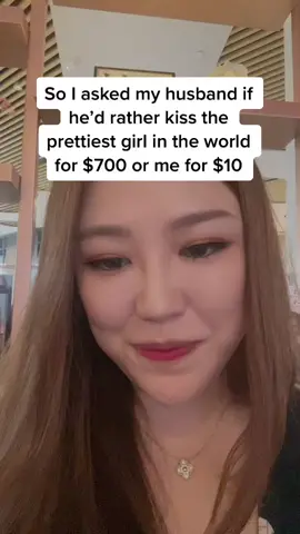 I said prettiest girl IN THE WORLD. IM NOT THE PRETTIEST IN THE WORLD BITCH SLEEPING ON THE COUCH 🤣🤣 #fyp #justkidding