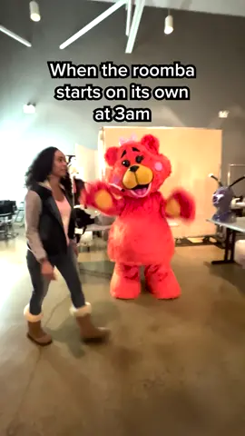 😱 😱 😱 = us at the #roomba #TheMaskedSinger #MissTeddyMask