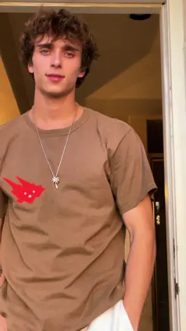 Another day of BFFs filming another day of drama