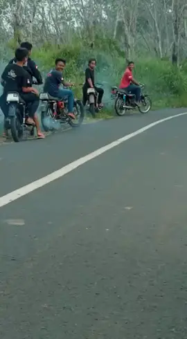 gabutnya kita mah jelek😁#fypシ #marhabanyaramadhan2021 #rxkingjawabarat #yrki #yrki_indonesia_rajajalanan135 #galeryrxking #galeryrxking #rxking135cc #2strokelover #rxkingnusantara #bobangank #rxkinghitz #rxkingviral