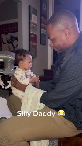 When daddy is the only one who can make you laugh this hard 😂 #babylaugh #daddysgirl #daddydaughtergoals #daddydaughtertoks #babygirl #baby