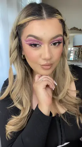 Just doing some makeup #makeup #fyp #transition #makeuptransformation #paratipage #parati #4you #beauty #viral #trending