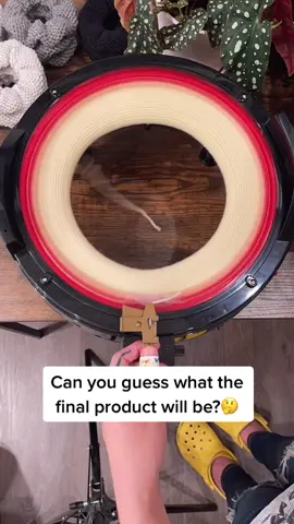 Leave your answers in the comments! 👀 🎵:Hot Crush Lover - @Blu DeTiger 🎶 (via @Charlie + Luna Co.) #knittingproject #womenownedbusiness #processvideo