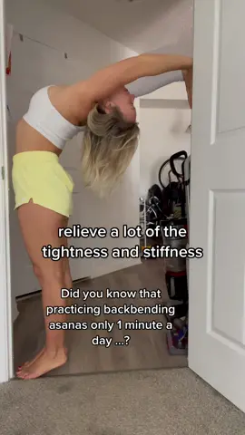 If you office worker do this for your back #yoga #yogagirl #yogaflow #yogachallenge #yogamama #flexible #stretching #fyp #over30 #doit #yogaforbeginners