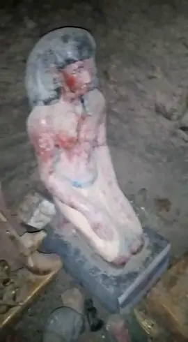 #المقبرة الآثريه الرائعه ...مقبرة الذهب بأسيوط..كوم أسفحت