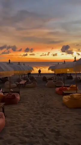 Enjoy the sunset. instagram video by thesamisadventures #visitbali #explorebali #wishlist #bucketlist #sunsetbali #seminyakbali #daybeach #bali