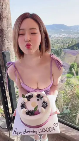 나 오늘 생일🎂💕 #djsoda #dj소다미국투어