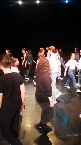 Hai la UNATC Uși Deschise - Atelier de jocuri teatrale pentru adolescenți, susținut de Master Pedagogie Teatrală, coordonator Lector univ.dr. Romina Boldașu #acting #actorie #actors #youngactors #actinggame #actingclass #actinglessons #youngactors #actorlife #actorslife #actingstudents #wannabeactor