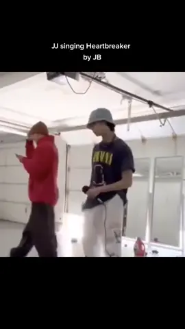 HIS VOICE IS SO PRETTY 😩 #JJ #TraineeA #traineeajayjay #fyp #viral