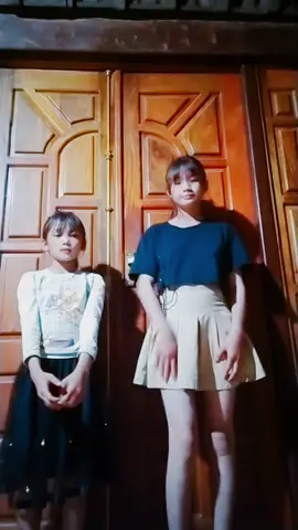 tim ik 😁😅 lần đầu hai chị em đú tren😁😁😛