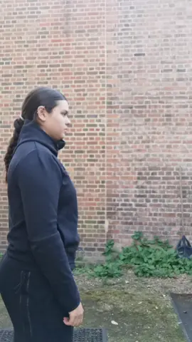 #fyp #explorepage #foryoupage #tiktok #selfdefence #training #explore #selfdefense_techniques #womensselfdefense  #kravmaga  #mma #wingchun #Streetfighttips  #abuse #fight #gettough