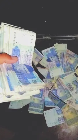 ye paisa bare he peyari chez hai har rishte ki oqat bata deti hai #paisa #muny #rupees #rokra #standwithkashmir #foryoupage #muzffarali000 #4u #viral