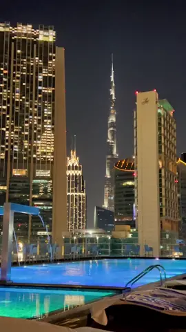 📍Gevora Hotel                                            #tallestrestaurant #gevorahotel #gevoraworldstallesthotel #mydubai #dubailife #dubai_dxb_uae #lux