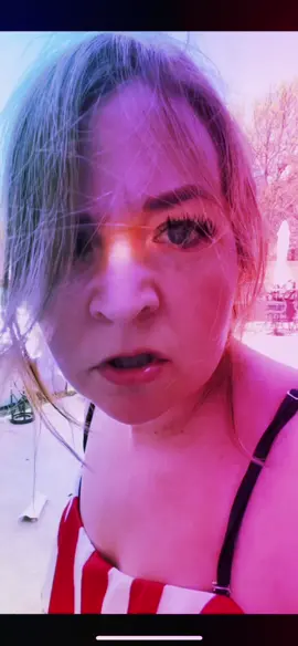 I did my best #kicktodayinthediack #beyourself #justpostit @absolutely.lisa credit: @joey helpish for the remix