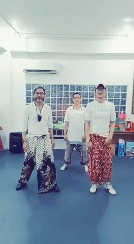 Lenggang Puspita #kinaryagsp #foryou #penari #dancers #dancer #pシ゚viral #fypdongggggggg #fypdongg #fyp @radhit888 @papinov17