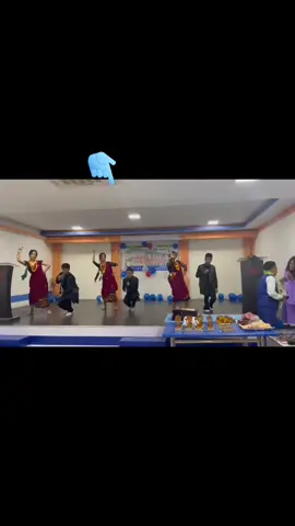 #mero xora le school ko farewell program ma dance gareko😘😘