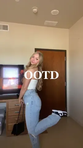 Birthday fit check🕺🏼🤍 #ByeByeSundayBlues #fyp #ImoniCarly #foryou #birthdayoutfit #fitcheck #OOTD #ootn #dunklow #dunklows #pandadunks #nikedunk #corsettop #prettylittlething #outfitinspo #springoutfit #springoutfitideas #amazonjewelryfinds