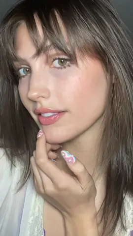 i saw @Megan Lavallie do a look like this &had to try it #makeup #makeuptutorial #60smakeup