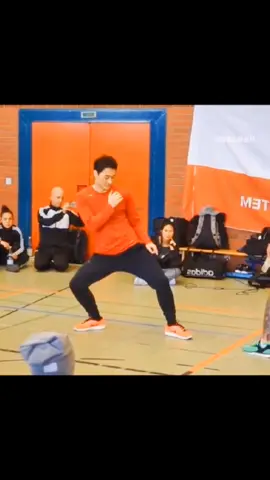 correctly size things up, footwork is truly everything in Jeet Kune Do.#tiktok #top to#jkd  #kungfu #foryou